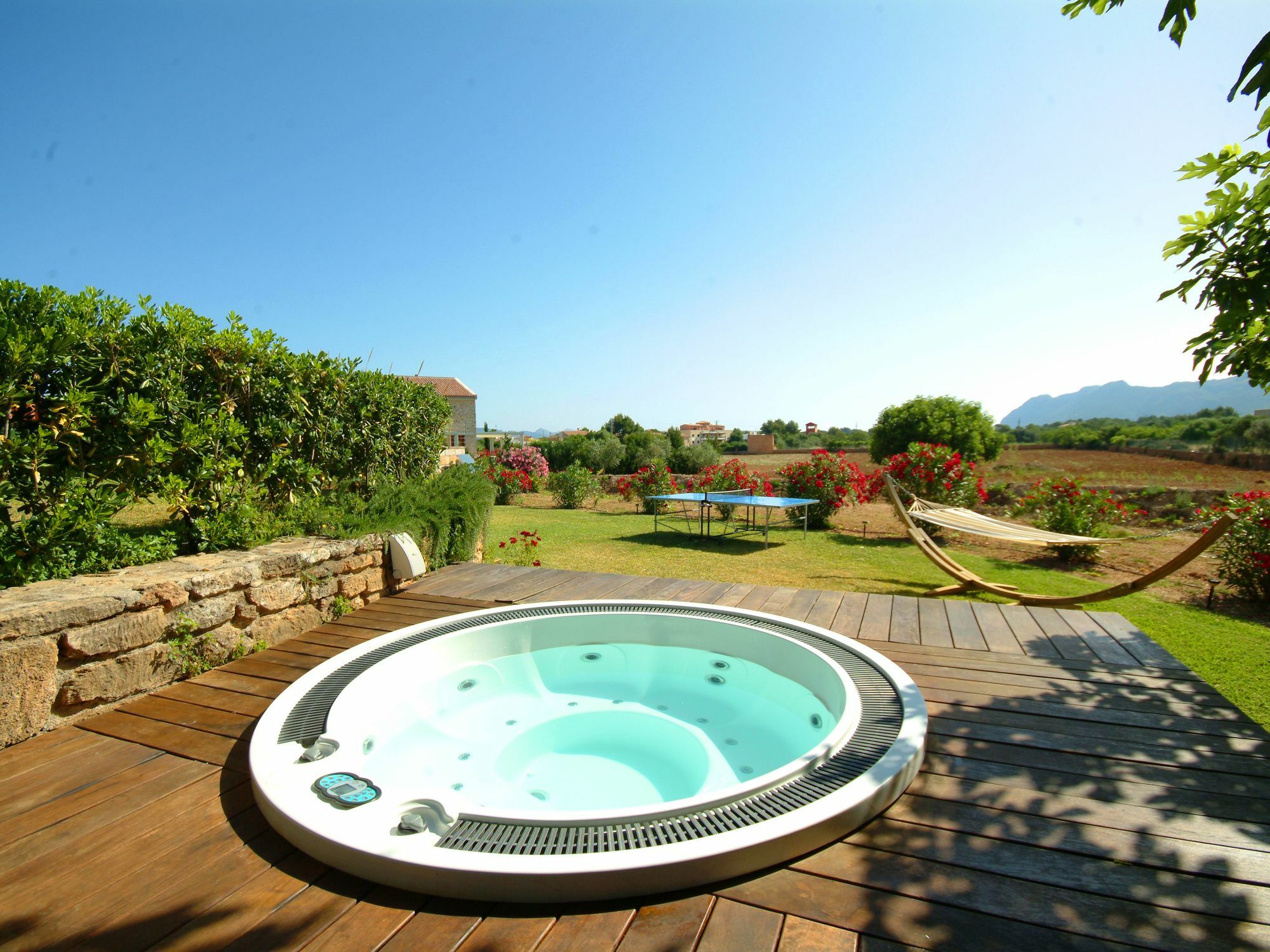 Villa Barcares Petit, piscina, jardines junto a playa en Alcudia Exterior foto